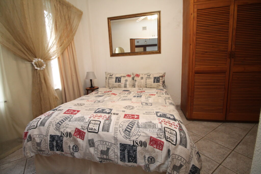 See Uitsig 15, Uvongo, Self Catering Accommodation, Great Value.