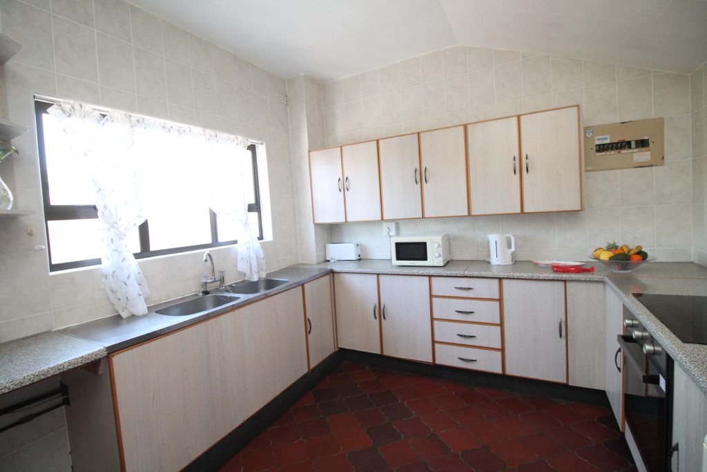 La Corisca 17, Uvongo, South Coast, 099 La Corsica 17, Self-Catering Holiday Accommodation, Uvongo