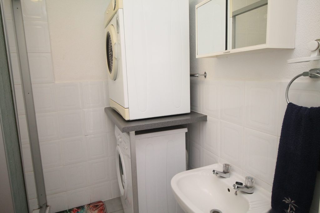 Laguna La Crete 104, Self Catering Holiday Accommodation, Uvongo