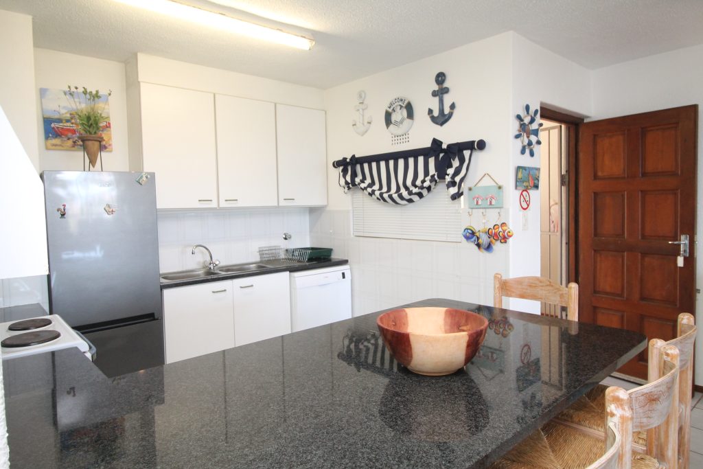 Laguna La Crete 104, Self Catering Holiday Accommodation, Uvongo