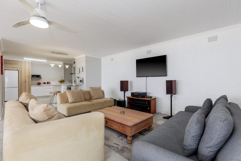 SeaMoon Beach House, Self-Catering Holiday Accommodation