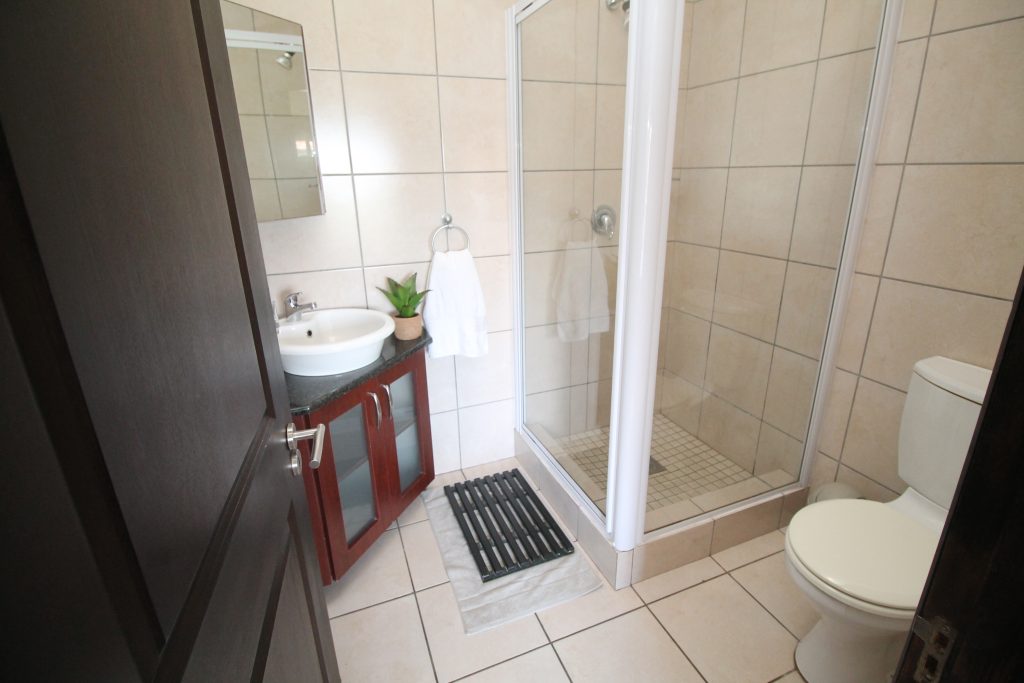 Topanga 70, Self-Catering Holiday Accommodation, Uvongo