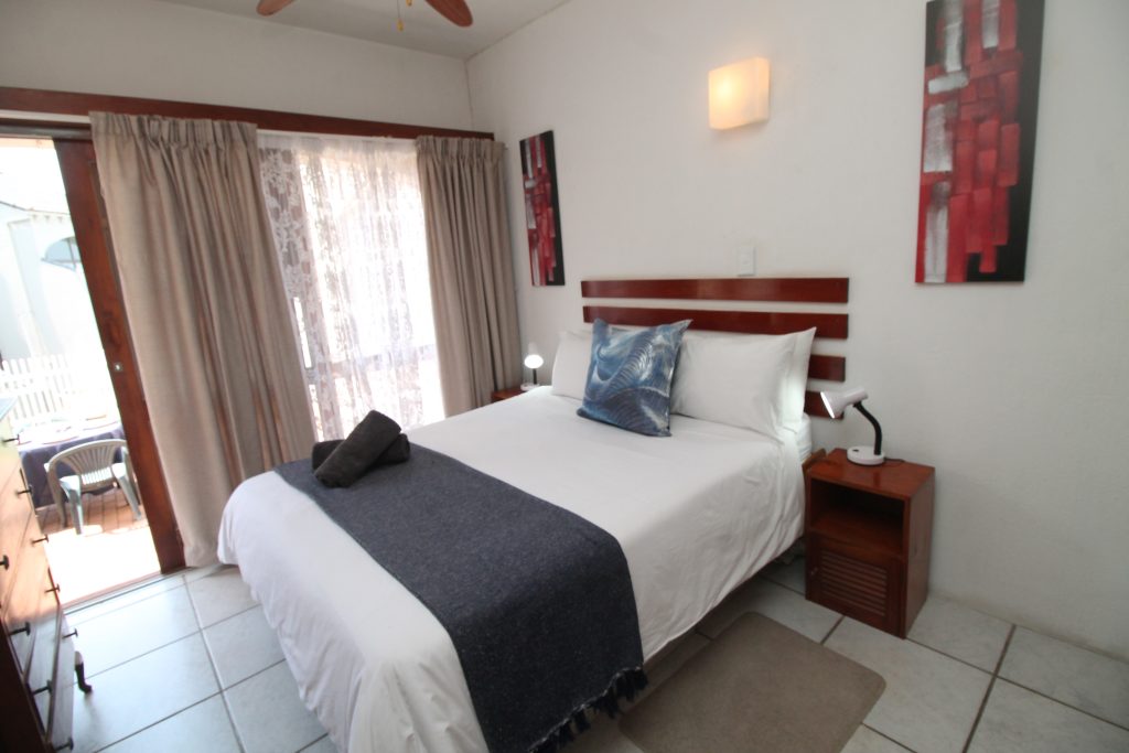 Uvongo Cabanas 3B, Self-Catering Holiday Accommodation