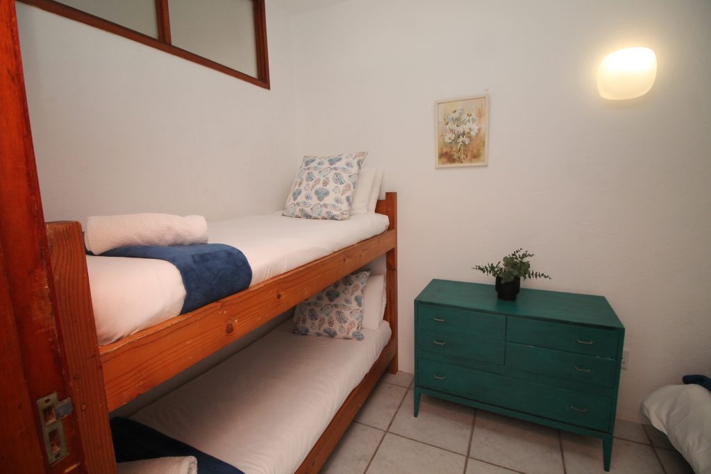 Uvongo Cabanas 3B, Self-Catering Holiday Accommodation