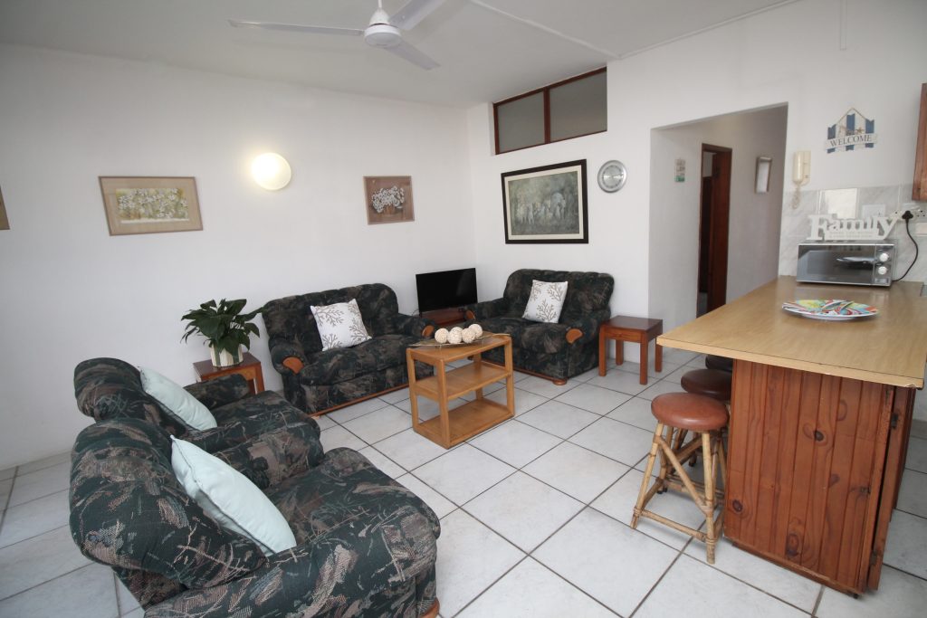 Uvongo Cabanas 3B, Self-Catering Holiday Accommodation