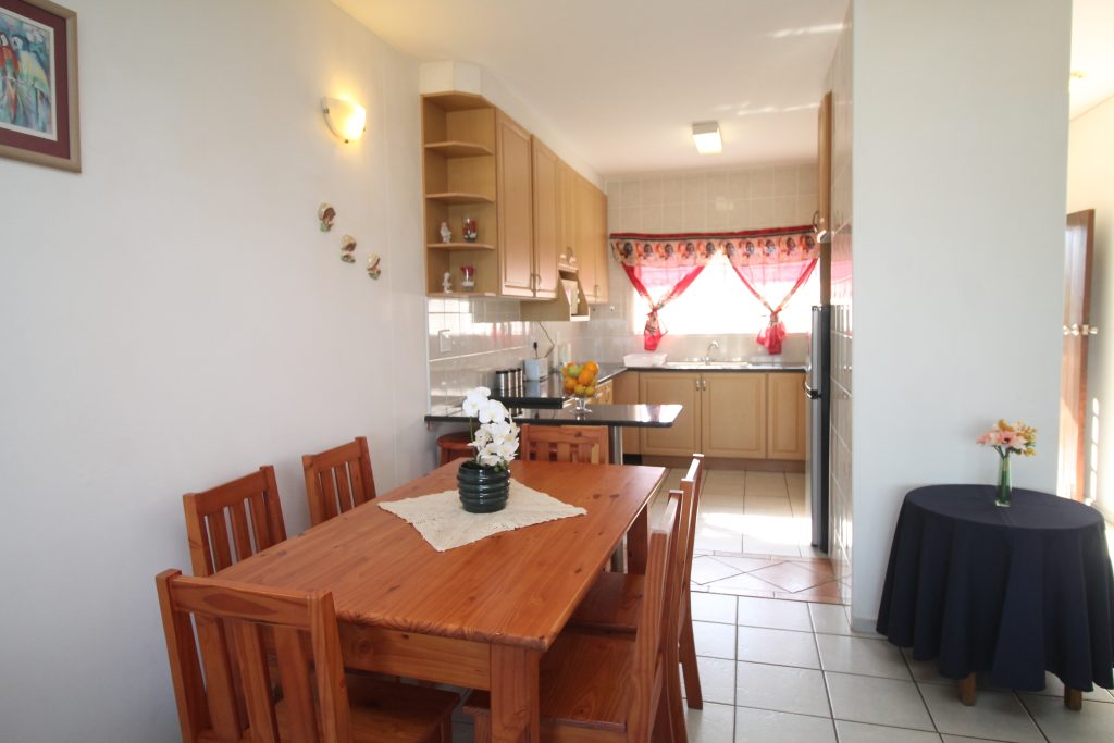 Ocean Breeze 7, Self-Catering Holiday Accommodation