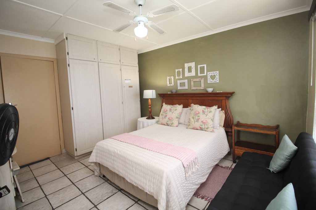 Strandloper 14, Self-Catering Holiday Accommodation, Uvongo