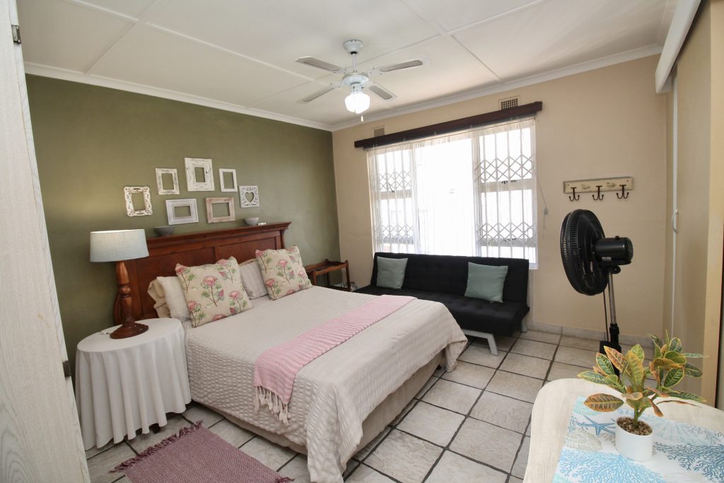 Strandloper 14, Self-Catering Holiday Accommodation, Uvongo