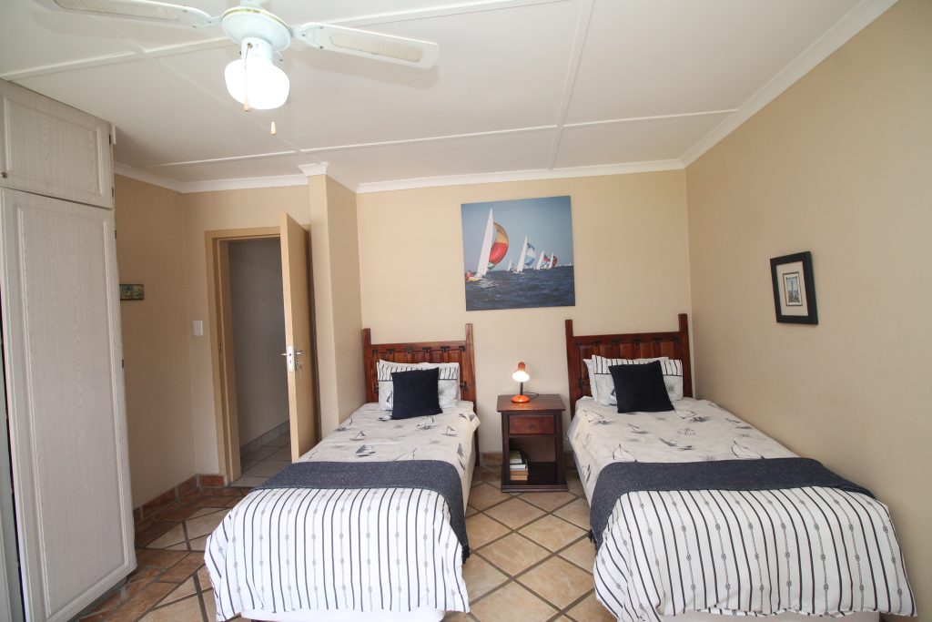Strandloper 14, Self-Catering Holiday Accommodation, Uvongo