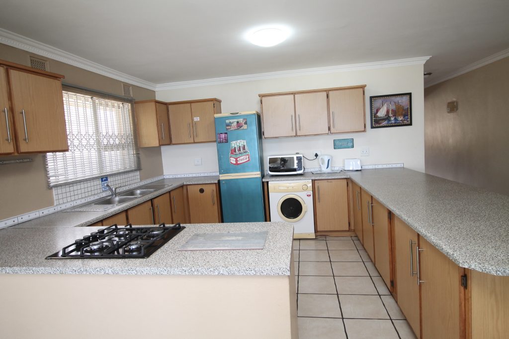 Strandloper 14, Self-Catering Holiday Accommodation, Uvongo