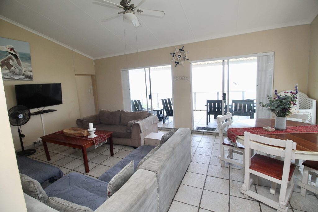 Strandloper 14, Self-Catering Holiday Accommodation, Uvongo