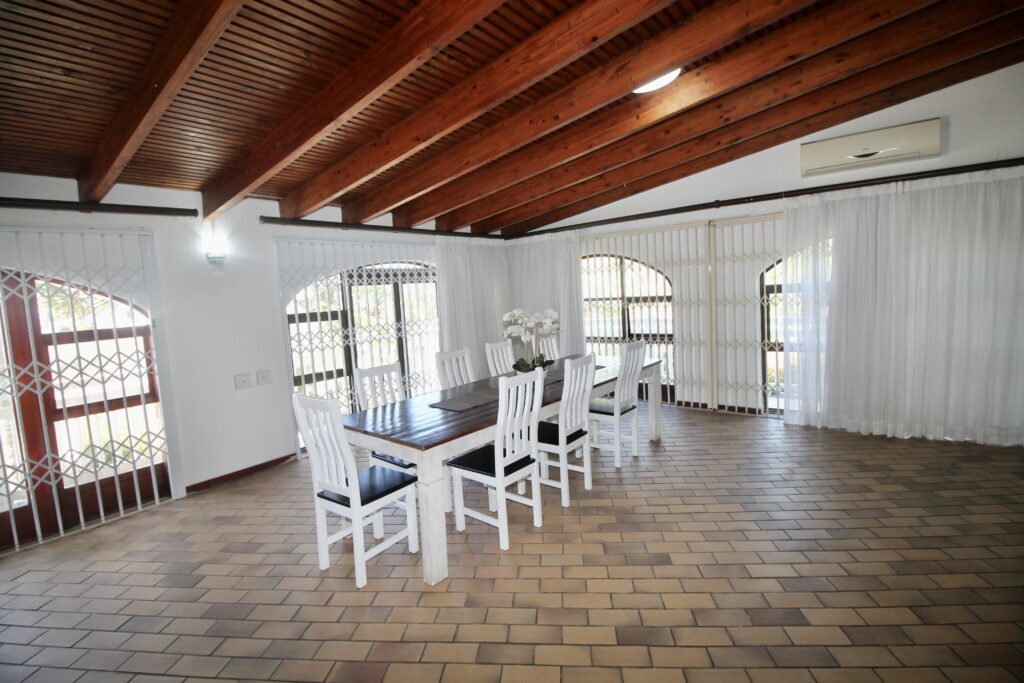 Summer Lodge Villa 1, Self Catering Holiday Accommodation, Uvongo