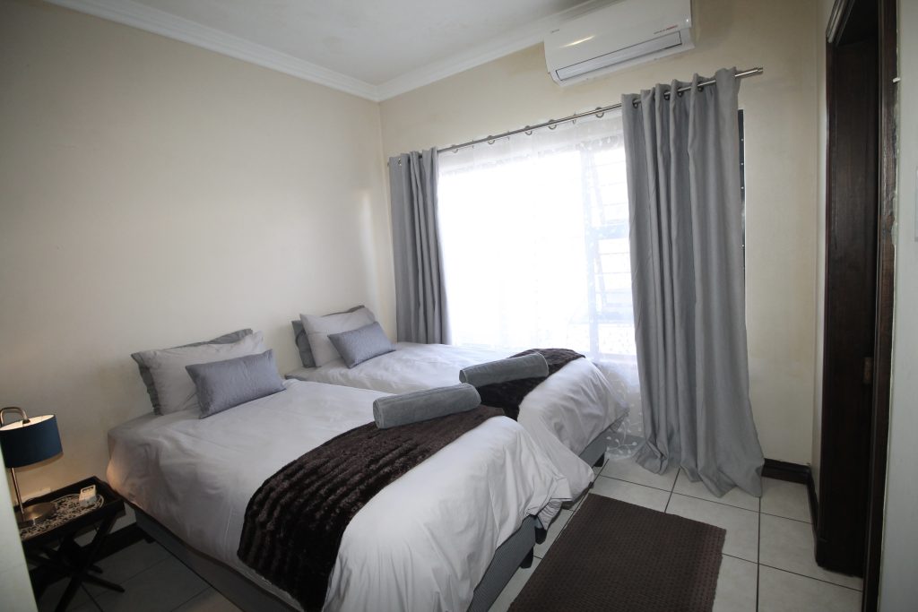 Topanga 4, Self Catering Holiday Accommodation, Uvongo