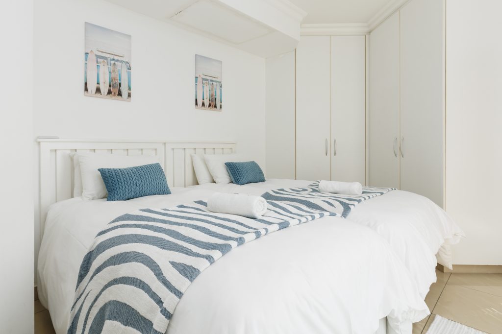 Lucien Sands 402, Self-Catering Holiday Accommodation