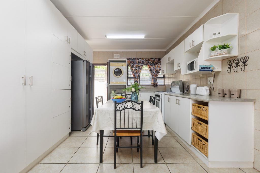 Natspat 18, Self-Catering Holiday Accommodation, Manaba Beach