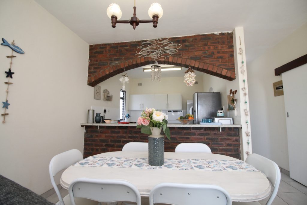 Shabay 12, Manaba Beach, Soduth Coast, 50 Shabay 12, Self-Catering Holiday Accommodation, South Coast