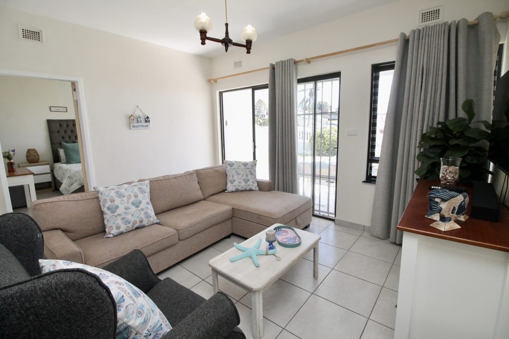 Shabay 12, Manaba Beach, South Coast, 38 Shabay 12, Self-Catering Holiday Accommodation, South Coast