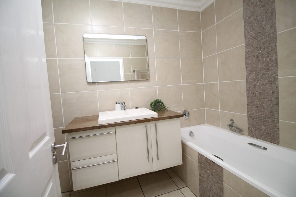 Sumelda 2, Manaba Beach, South Coast, 135 Sumelda 2, Self-Catering Holiday Accommodation, Manaba Beach