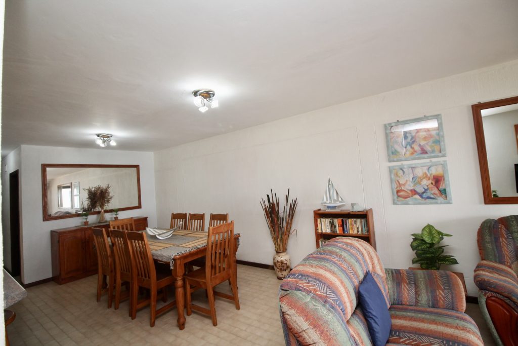 Villa Werine 8, Self-Catering Holiday Accommodation, Manaba