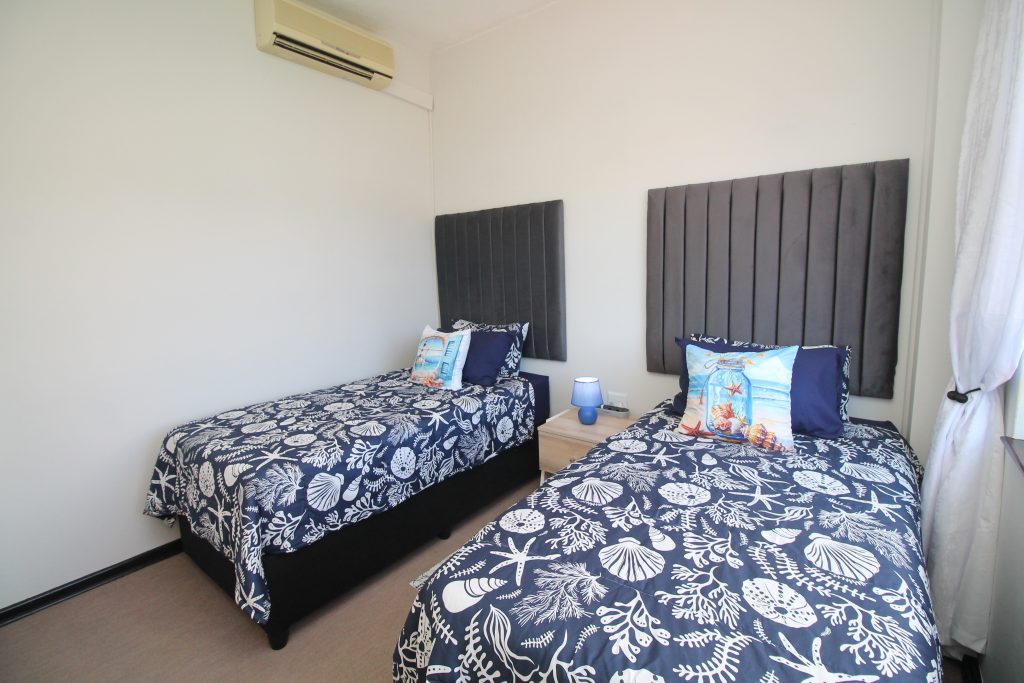 La Corsica 19, Self-Catering Holiday Accommodation, Uvongo