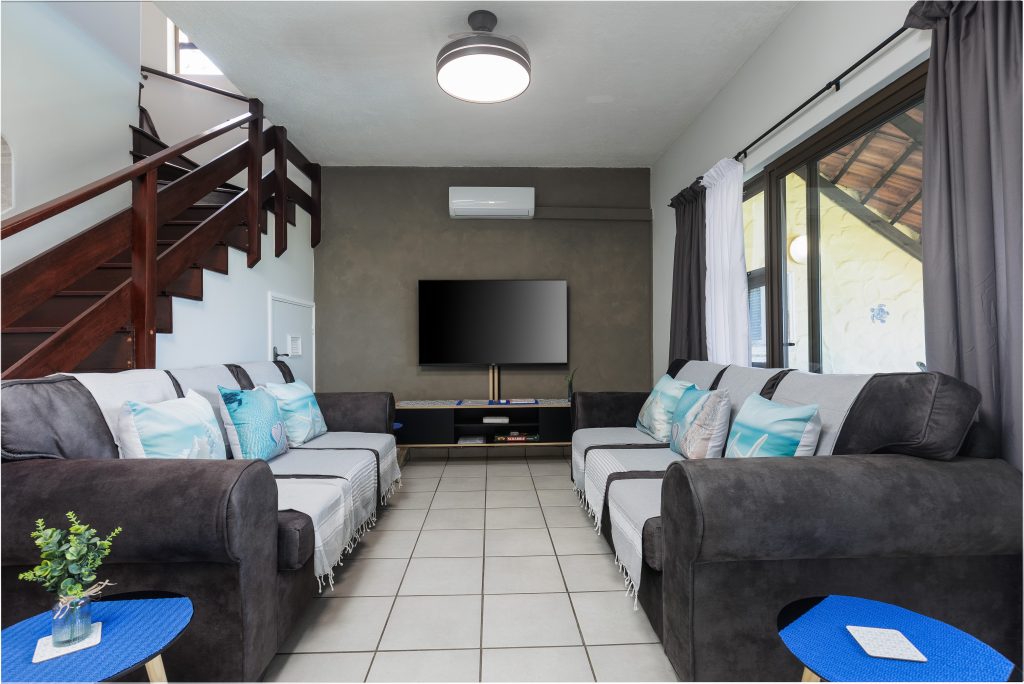 La Corsica 19, Self-Catering Holiday Accommodation, Uvongo