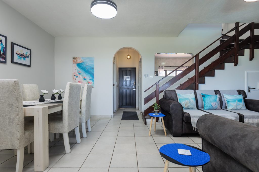 La Corsica 19, Self-Catering Holiday Accommodation, Uvongo