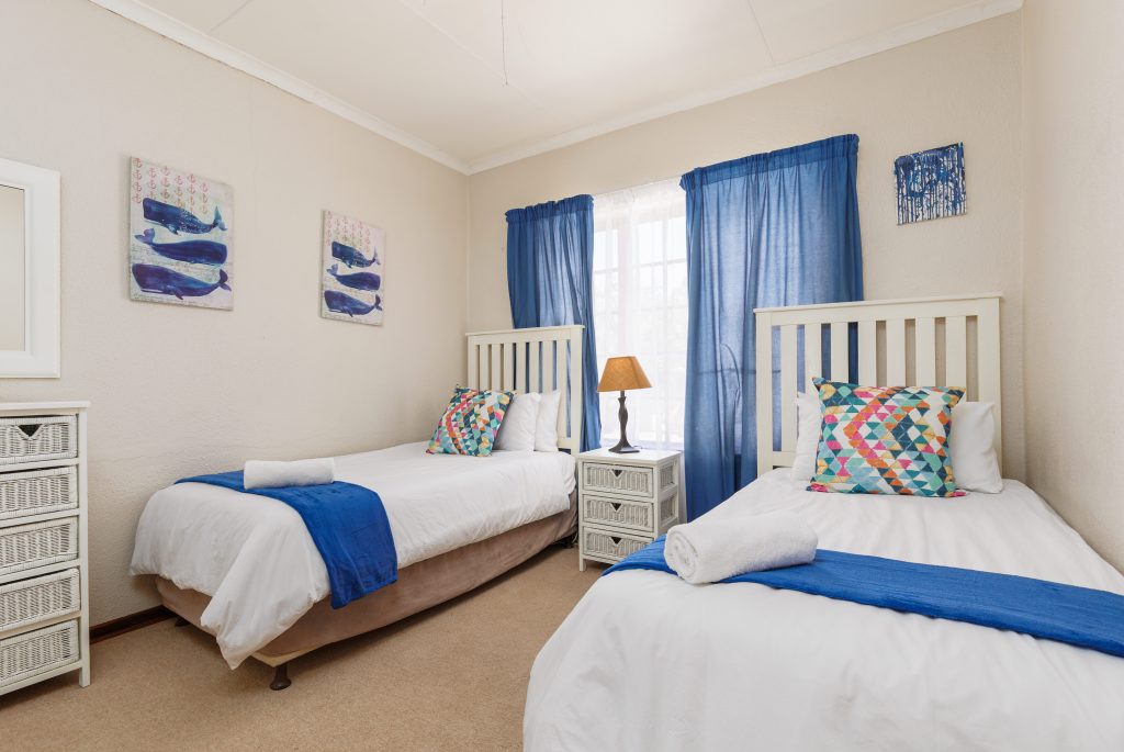 Shelly De La Mer 7, Self-Catering Holiday Accommodation