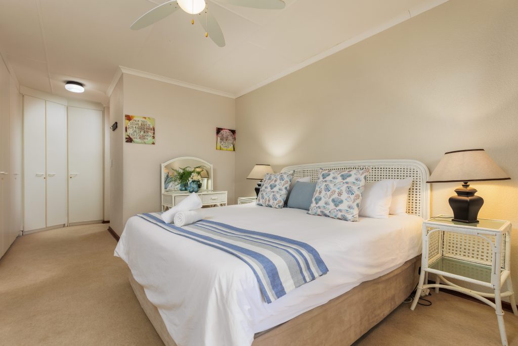 Shelly De La Mer 7, Self-Catering Holiday Accommodation