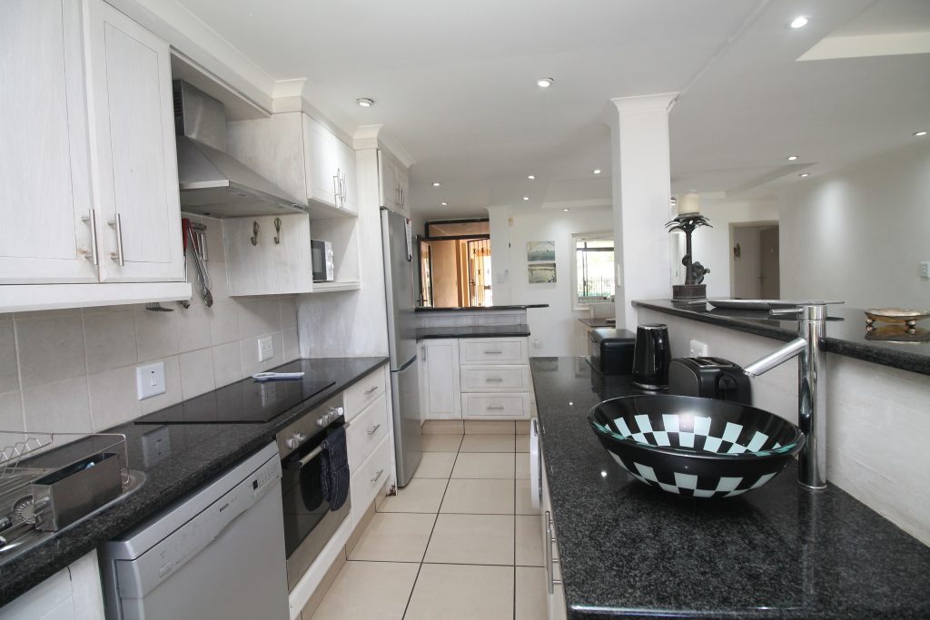 Sumelda 1, Self Catering Holiday Accommodation, South Coast