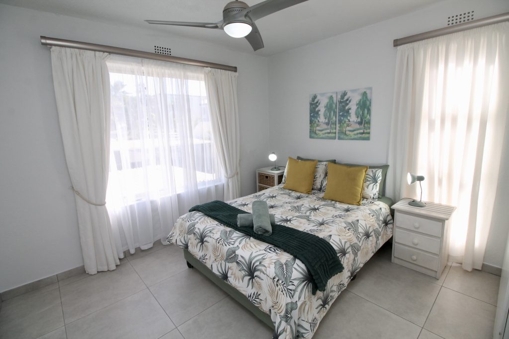 Laguna La Crete 11, Self-Catering Holiday Accommodation, Uvongo