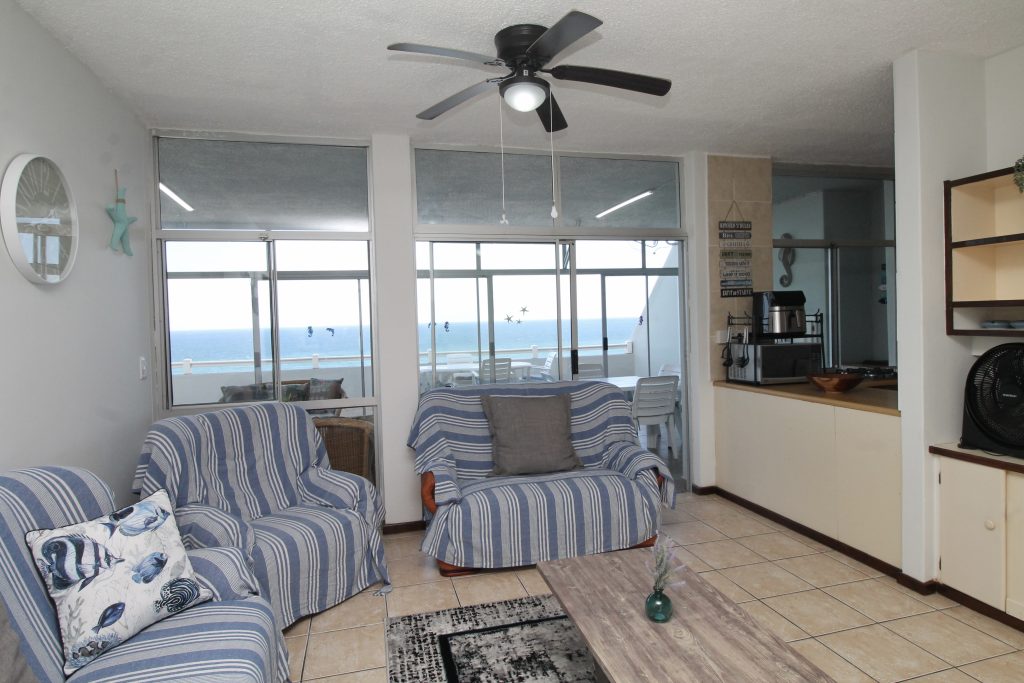 Playa Del Mar 15, Self-Catering Holiday Accommodation, Manaba Beach