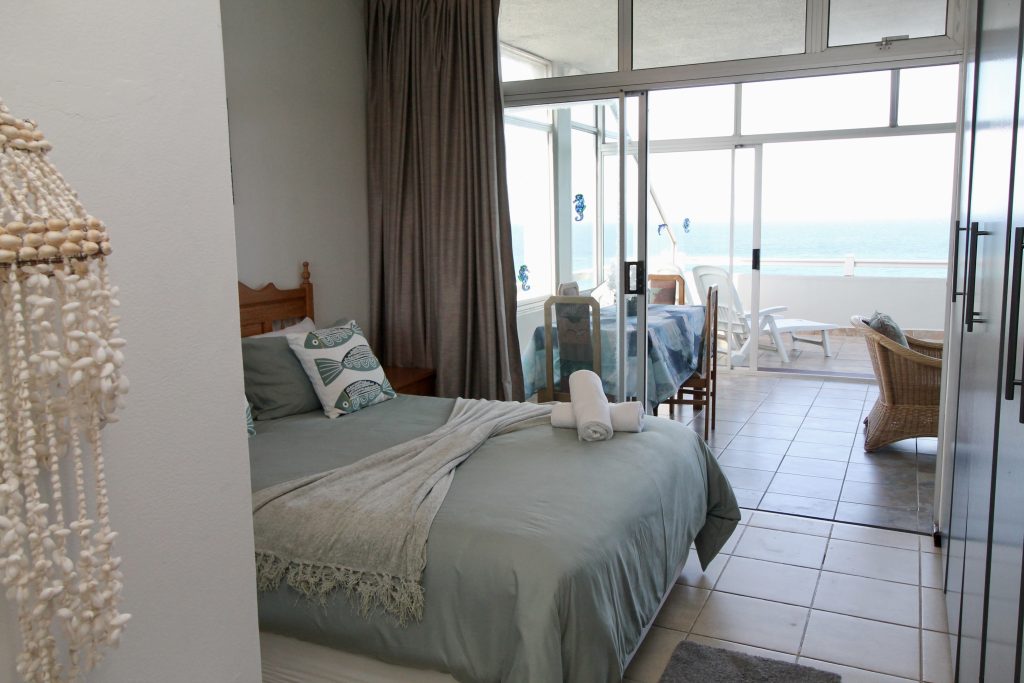 Playa Del Mar 15, Self-Catering Holiday Accommodation, Manaba Beach