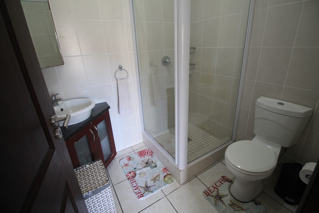 Topanga 43, Self-Catering Holiday Accommodation, Uvongo