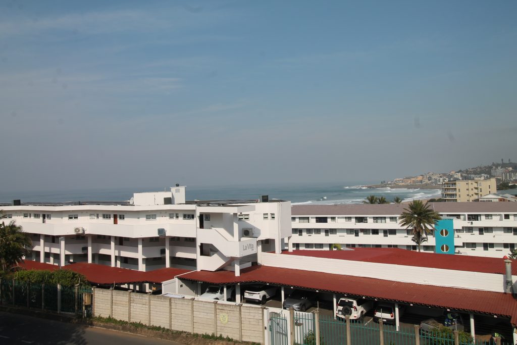 Esmezee 4, Self-Catering Holiday Accommodation
