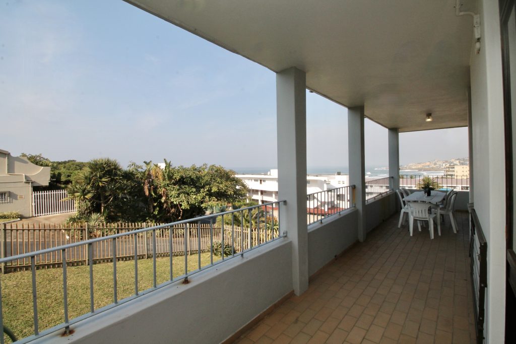 Esmezee 4, Self-Catering Holiday Accommodation