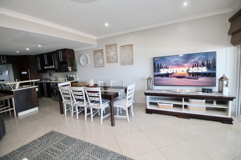 Lucien Sands 501, Self-Catering Holiday Accommodation