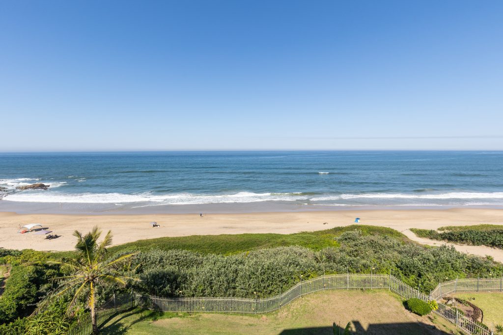 Lucien Sands 501, Self-Catering Holiday Accommodation