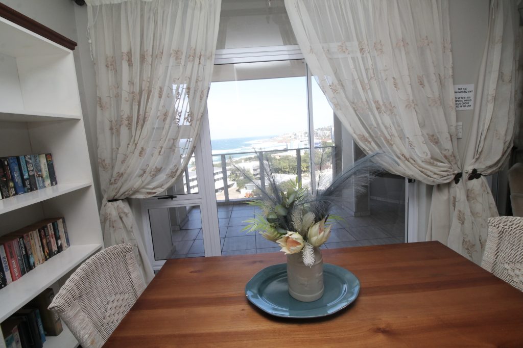 St Tropez 401, Self-Catering Holiday Accommodation