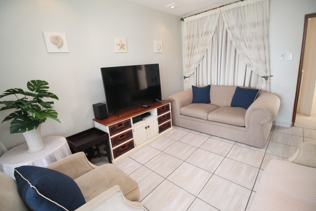 St Tropez 401, Self-Catering Holiday Accommodation