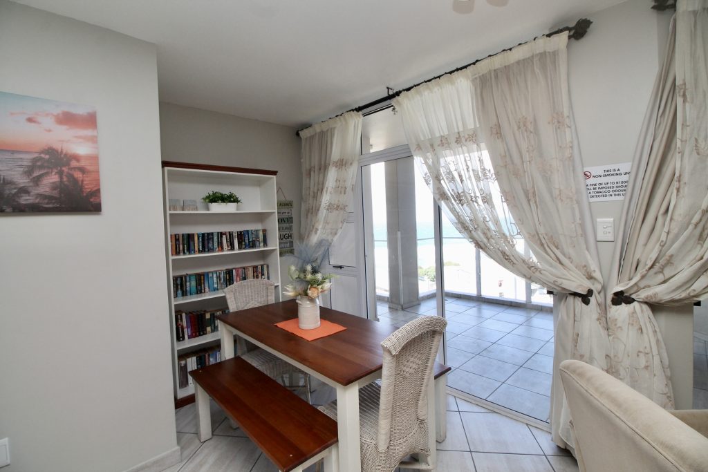 St Tropez 401, Self-Catering Holiday Accommodation