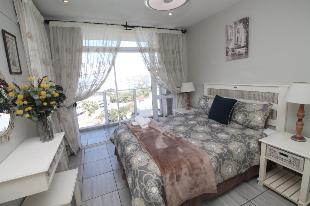 St Tropez 401, Self-Catering Holiday Accommodation