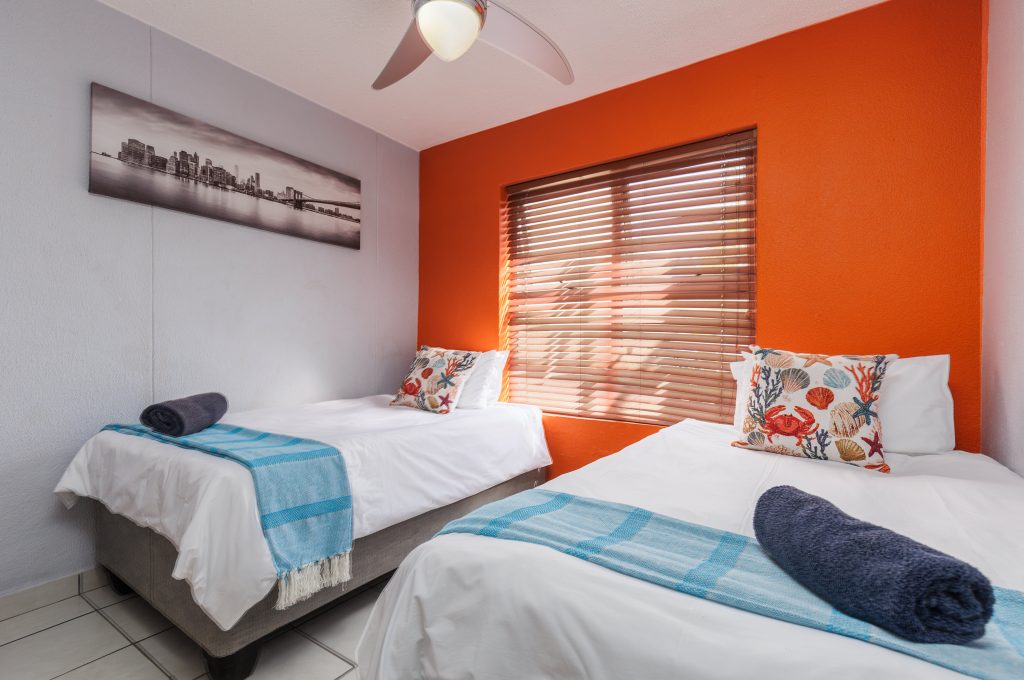 Chesapeake Bay 36, Self-Catering Holiday Accommodation