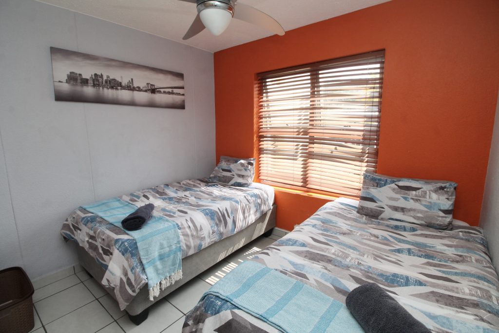 Chesapeake Bay 36, Self-Catering Holiday Accommodation