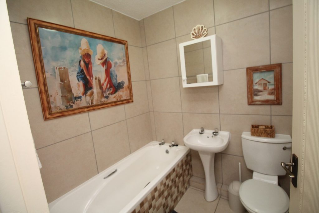 Laguna La Crete 130, Self-Catering Holiday Accommodation